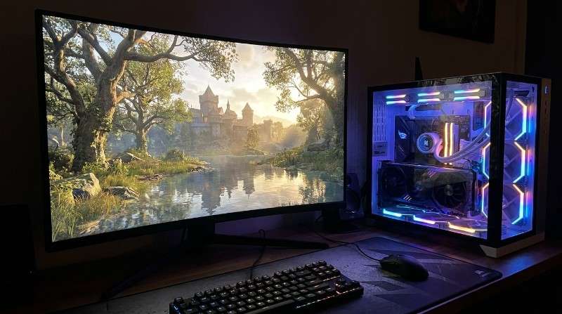 4K gaming with ray tracing showing RTX 5080 vs RTX 4080 performance